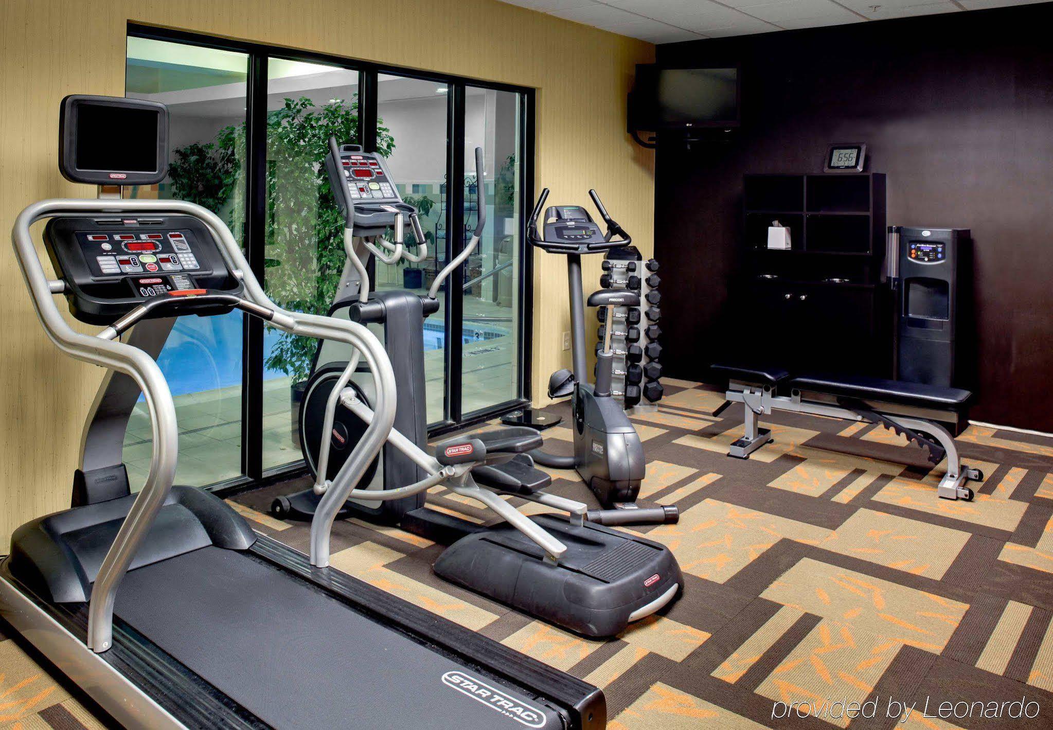 Courtyard High Point Hotel Екстериор снимка